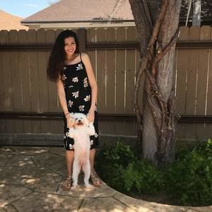 Meet your Posher, Jhoana